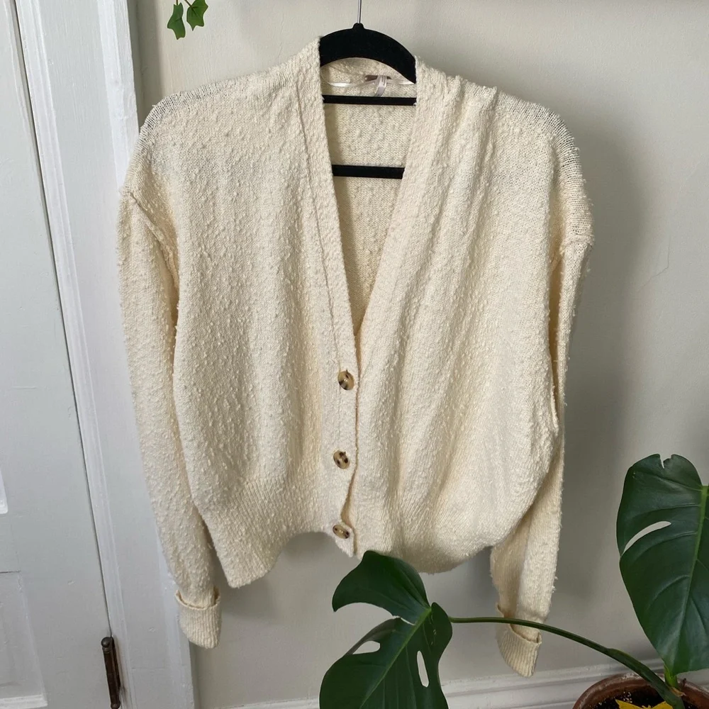 NWOT Free People Found My Friend Cardi - Picture 2 of 5